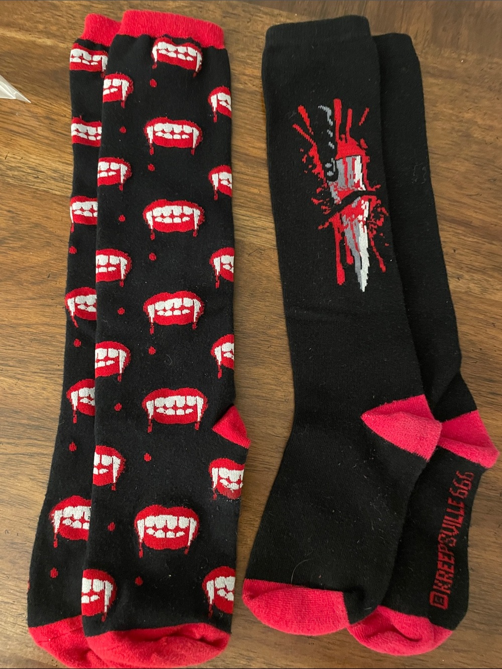 Novelty Vampire Knee Socks - Black & Red